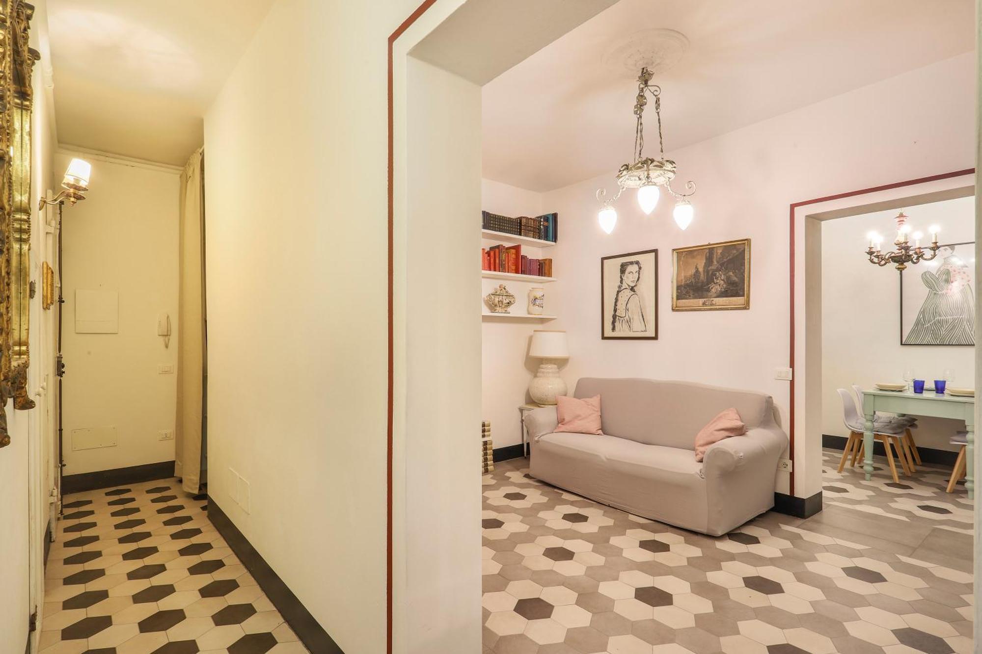 One-Bedroom Apartment With Patio Флоренция Экстерьер фото